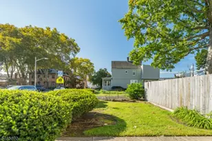 93 Telford St, East Orange, NJ 07018 - Photo 4
