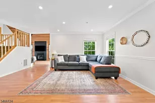273 De Rose Ct, West Orange Township, NJ 07052 - Photo 4