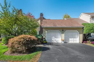 8 Birdseye Cir, Wayne, NJ 07470 - Photo 26