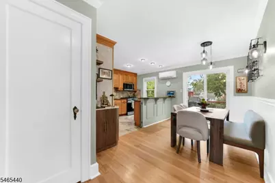 2153 Vauxhall Rd, Union Township, NJ 07083 - Photo 6
