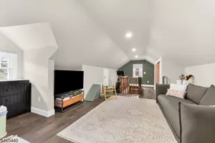 2153 Vauxhall Rd, Union Township, NJ 07083 - Photo 16