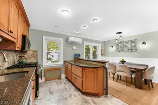 2153 Vauxhall Rd, Union Township, NJ 07083 - Photo 10