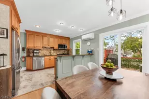 2153 Vauxhall Rd, Union Township, NJ 07083 - Photo 8