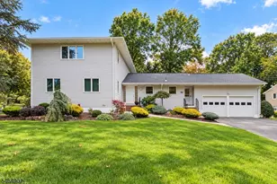 40 Shadowlawn Dr, Livingston, NJ 07039 - Photo 2