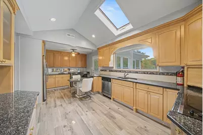 141 East Shore Rd, Denville, NJ 07834 - Photo 10