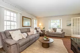 1014 Norton Rd, Union Township, NJ 07083 - Photo 4
