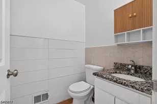 409 Halsey St, Newark, NJ 07102 - Photo 8