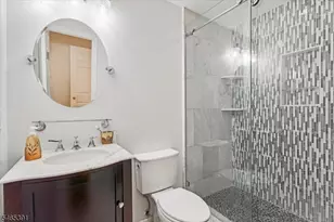5 Beech Dr, Morris Plains, NJ 07950 - Photo 16