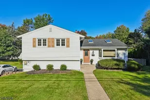 8 Mountain Way, Cedar Grove, NJ 07009 - Photo 32