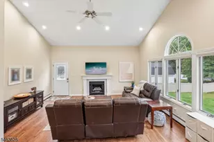 8 Mountain Way, Cedar Grove, NJ 07009 - Photo 14