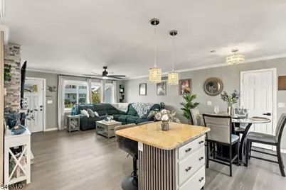 27 Harrison Ave, Carteret, NJ 07008 - Photo 8