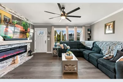 27 Harrison Ave, Carteret, NJ 07008 - Photo 2