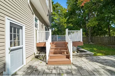 20 Emerson Dr, Livingston, NJ 07039 - Photo 22