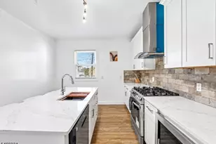 34 Lehigh Ave, Newark, NJ 07112 - Photo 10