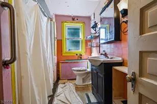 80 Chambers St, Phillipsburg, NJ 08865 - Photo 14