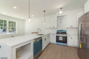 8 Halsey St, Roxbury Township, NJ 07847 - Photo 4