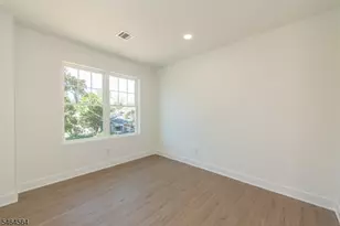 8 Halsey St, Roxbury Township, NJ 07847 - Photo 12