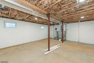 8 Halsey St, Roxbury Township, NJ 07847 - Photo 16