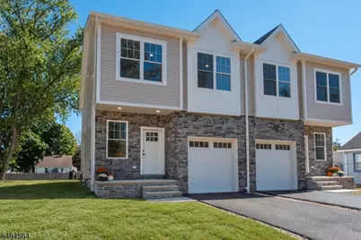 8 Halsey St #8A, Roxbury Township, NJ 07847 - Photo 1