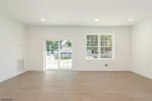 8 Halsey St, Roxbury Township, NJ 07847 - Photo 2