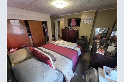 90 Midland Ave, East Orange, NJ 07017 - Photo 8