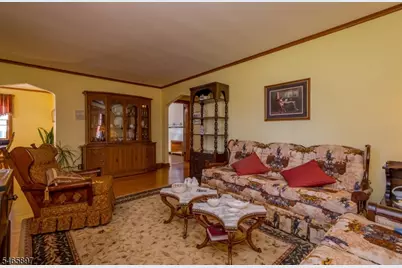 980 Caldwell Ave, Union Township, NJ 07083 - Photo 6