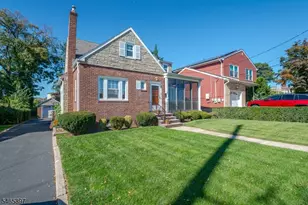 980 Caldwell Ave, Union Township, NJ 07083 - Photo 2