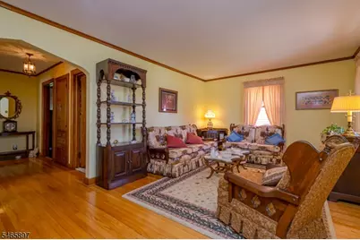 980 Caldwell Ave, Union Township, NJ 07083 - Photo 4