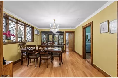 16 Washington Ave, Clifton, NJ 07011 - Photo 6