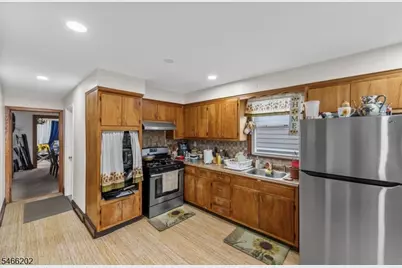 16 Washington Ave, Clifton, NJ 07011 - Photo 28