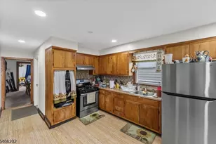 18 Washington Ave, Clifton, NJ 07011 - Photo 28