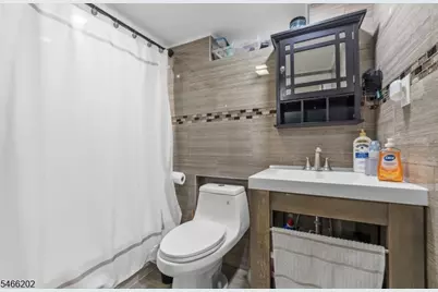 16 Washington Ave, Clifton, NJ 07011 - Photo 34