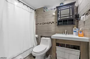18 Washington Ave, Clifton, NJ 07011 - Photo 34