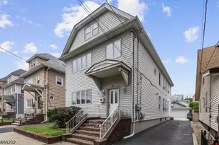 18 Washington Ave, Clifton, NJ 07011 - Photo 2