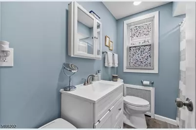 16 Washington Ave, Clifton, NJ 07011 - Photo 12