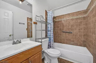 233 Spruce Ct, Raritan Township, NJ 08822 - Photo 14