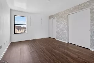 233 Spruce Ct, Raritan Township, NJ 08822 - Photo 16