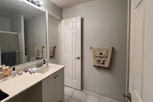 12 Burlington Ct, Hamburg, NJ 07419 - Photo 10