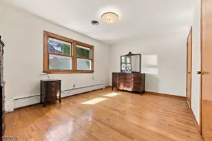 66 Enclosure St, Nutley, NJ 07110 - Photo 12