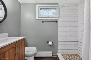 9 Oliver Rd, Roxbury Township, NJ 07850 - Photo 18