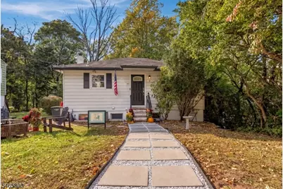 9 Oliver Rd, Roxbury Township, NJ 07850 - Photo 2