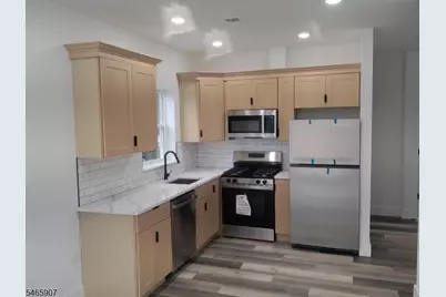 706 Bergen St #2, Newark, NJ 07108 - Photo 2