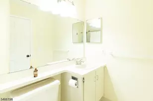 130 Albury Way, North Brunswick Township, NJ 08902 - Photo 24