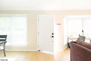 130 Albury Way, North Brunswick Township, NJ 08902 - Photo 2