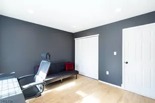130 Albury Way, North Brunswick Township, NJ 08902 - Photo 26