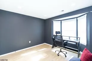 130 Albury Way, North Brunswick Township, NJ 08902 - Photo 28