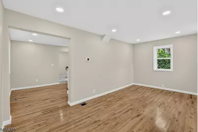 18 Bodine Ave, Monroe Township, NJ 08094 - Photo 12