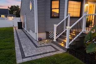 12 Norfolk Rd, Franklin Township, NJ 08873 - Photo 32