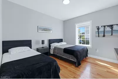 428 Peshine Ave, Newark, NJ 07112 - Photo 10