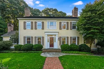 4 Barberry Row, Chester, NJ 07930 - Photo 2
